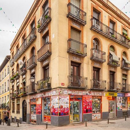 2 Bedrooms 1 Bathroom Furnished - Lavapies - Modern - Mintystay Madrid Kültér fotó